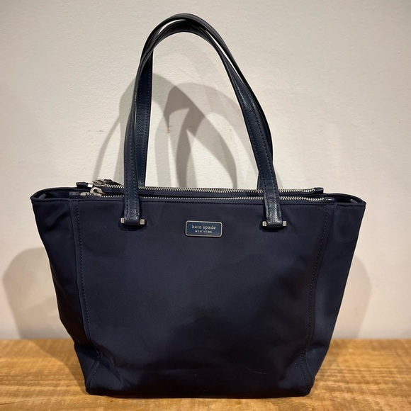 Kate spade ♠️ women’s nylon navy blue 3 compartment dawn small satchel bag EUC - Picture 3 of 8
